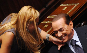 Silvio Berlusconi takes it on the chin. © Getty Images