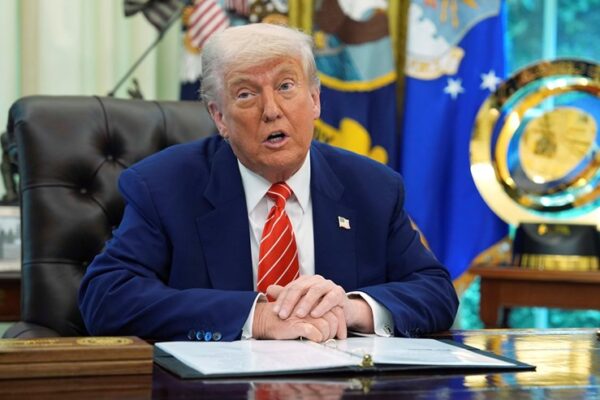 Trump proíbe uso de dados de etina e género no recrutamento federal