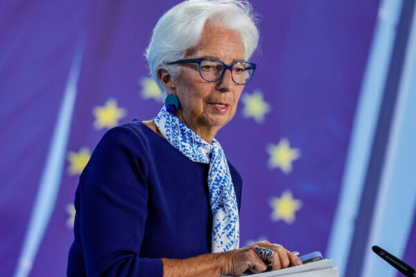 Lagarde alerta sobre riscos dos cortes no reporte de sustentabilidade