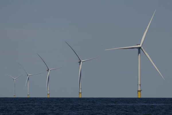 UE acelera transição climática, mas financiamento continua a travar progresso
