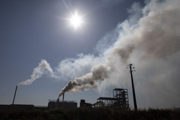 Concentração de carbono na atmosfera atinge novo recorde histórico, alerta a OMM