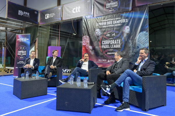 Quem leva a taça de Empresa Campeã Nacional de Padel?