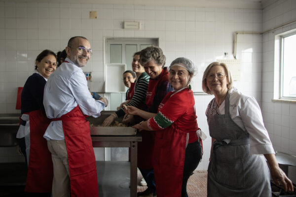 Voluntários da Fidelidade deram sabor e alegria ao Natal em Salvaterra de Magos