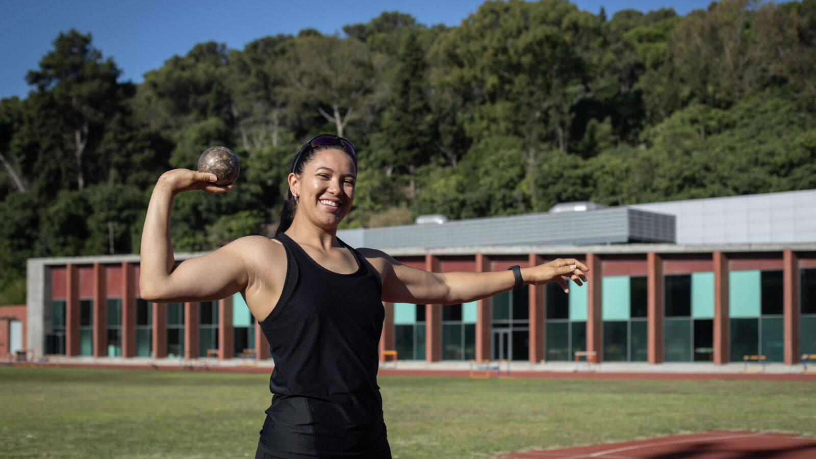 “Para uma lançadora do peso, é importante a proteína no pós-treino”