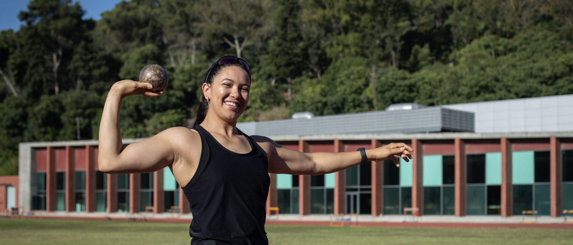 “Para uma lançadora do peso, é importante a proteína no pós-treino”