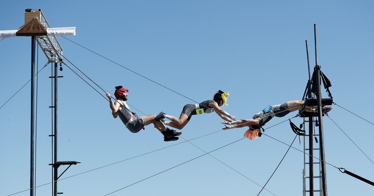 Festival Vaudeville Rendez-Vous: arte circense a céu aberto
