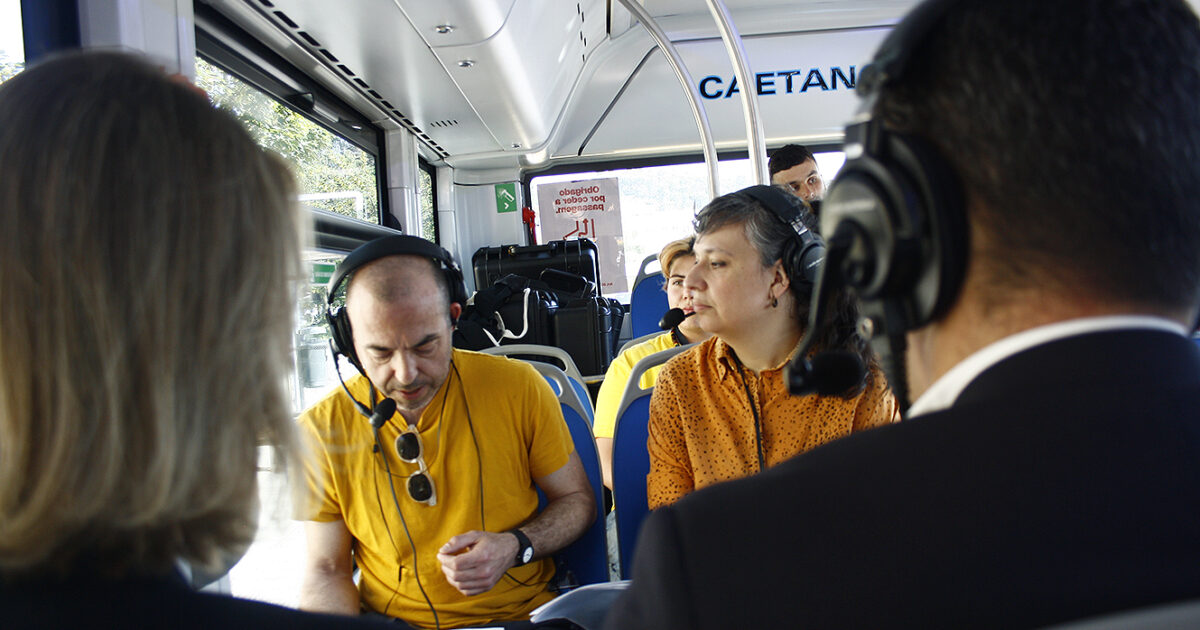 Trajetos Comunicantes: a viagem sonora que transforma autocarros em palcos culturais