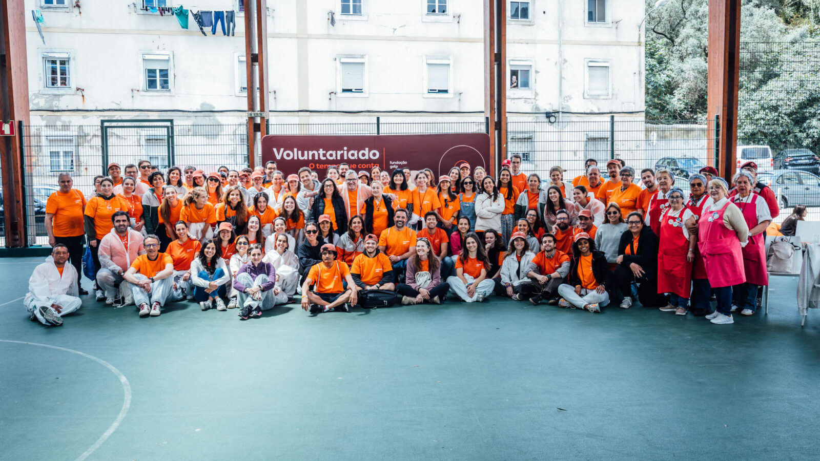 Image from article: Voluntariado é energia em Alcântara