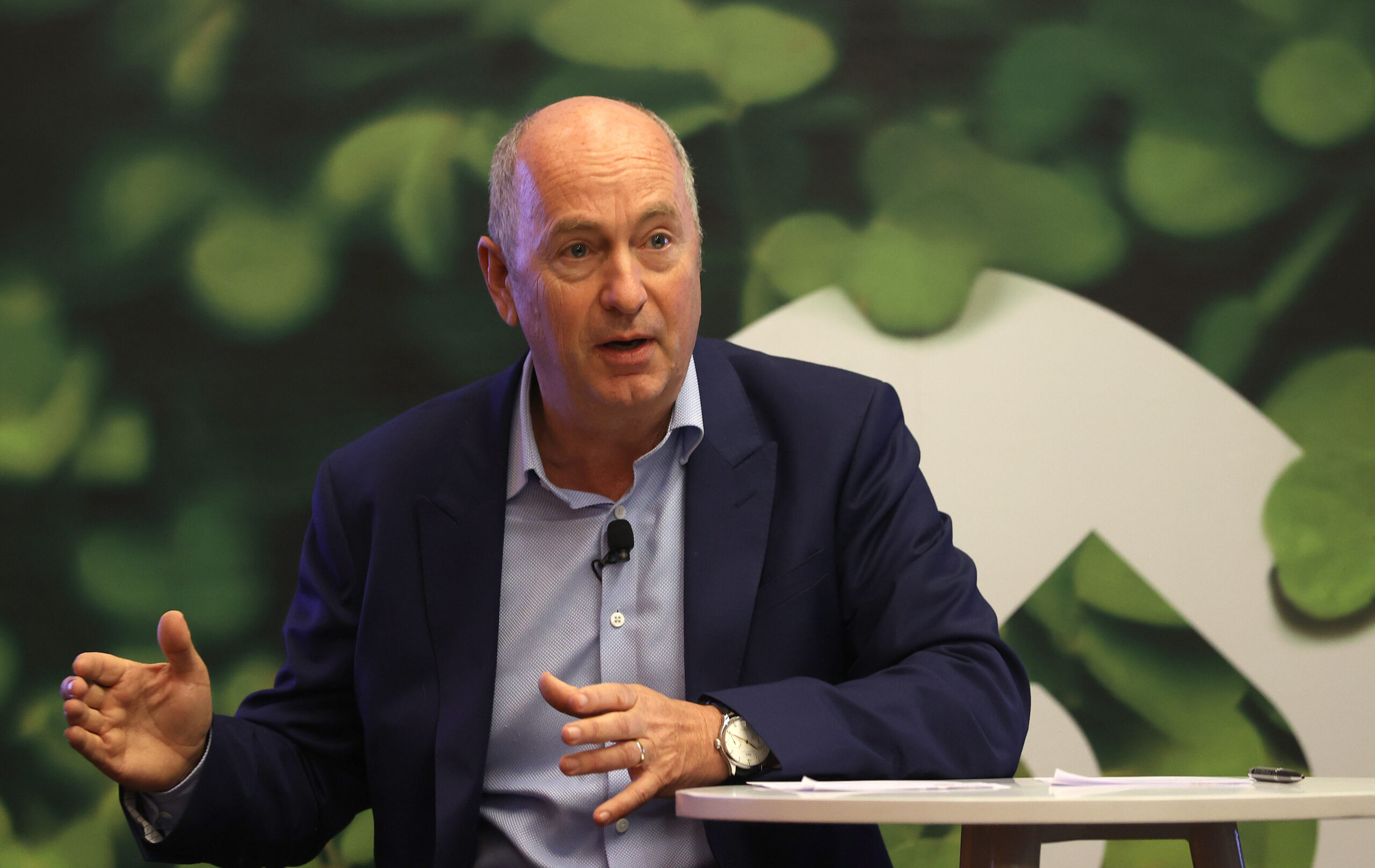 “Estes são tempos desafiantes, mas também estimulantes para a indústria energética”