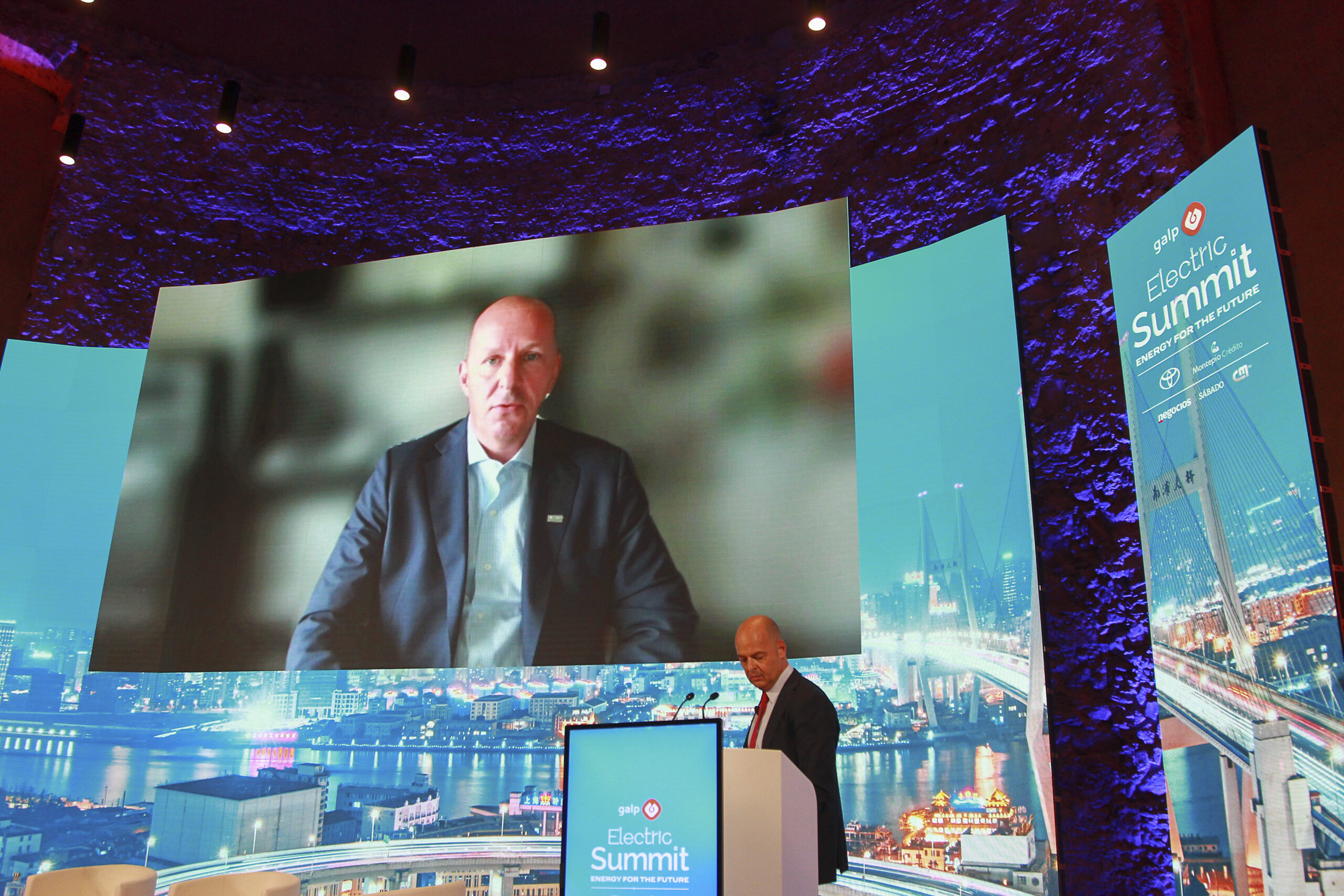 Europa fica bem na fotografia da e-mobilidade