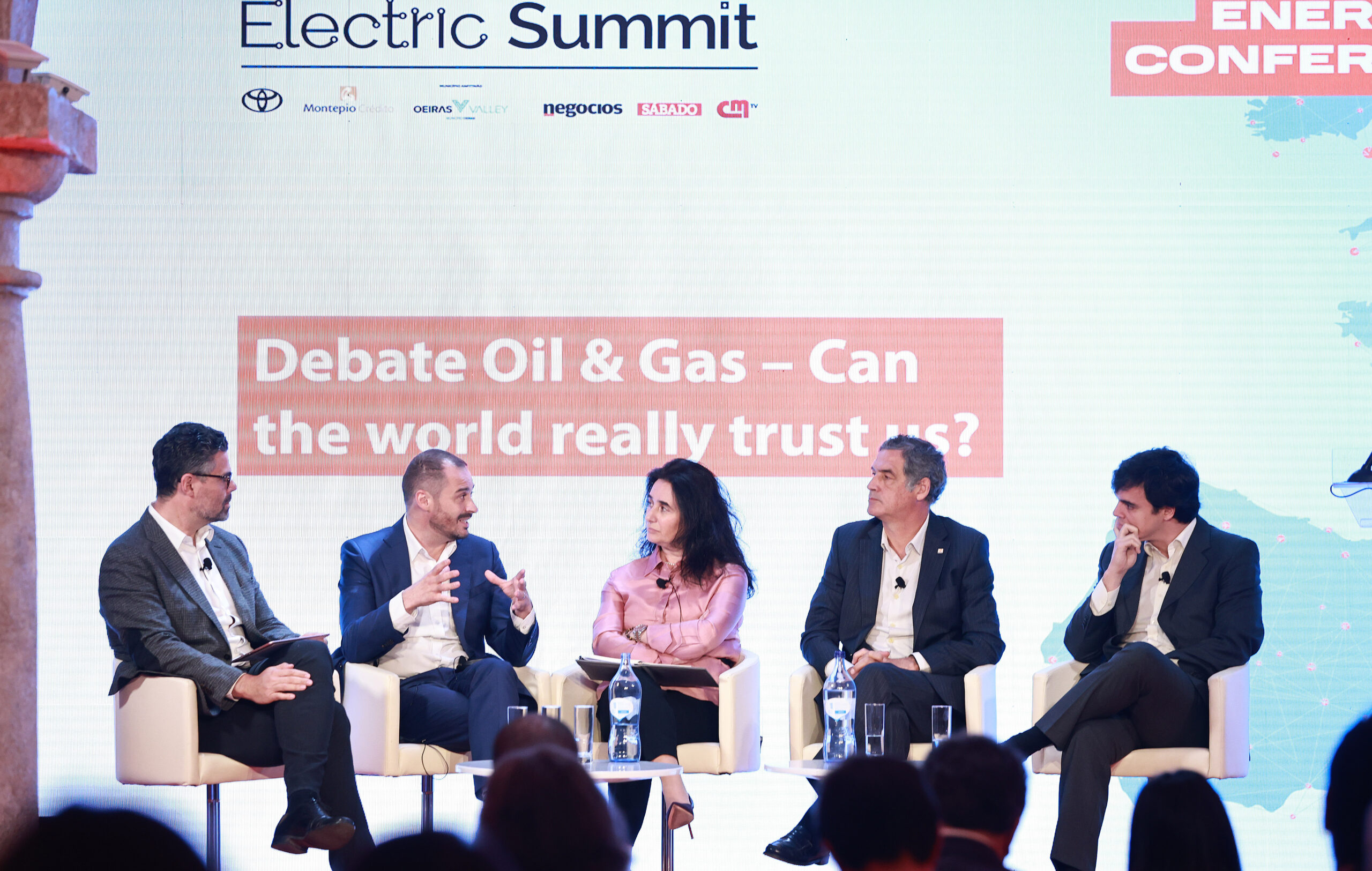 O mundo pode confiar nas empresas energéticas de petróleo e gás