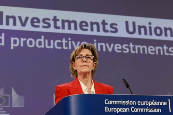 A cinco anos e em 70% investida na Europa. É assim a nova “etiqueta” europeia de poupança
