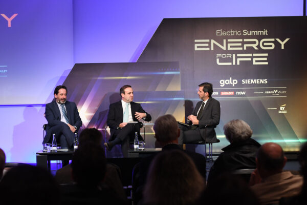 A ferrovia do futuro e os desafios urbanos