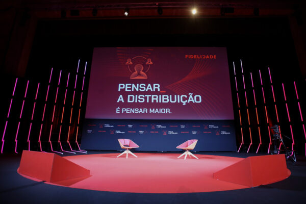 Pensar Maior Distribuição: oportunidades no digital e na qualificação do presencial