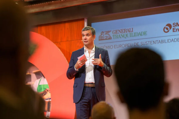 “É possível crescer de forma simultaneamente responsável e competitiva”