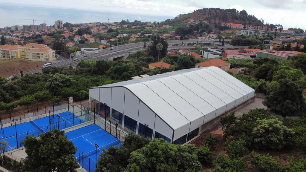 Última disputa do padel entre empresas antes da final acontece no cenário idílico da Madeira