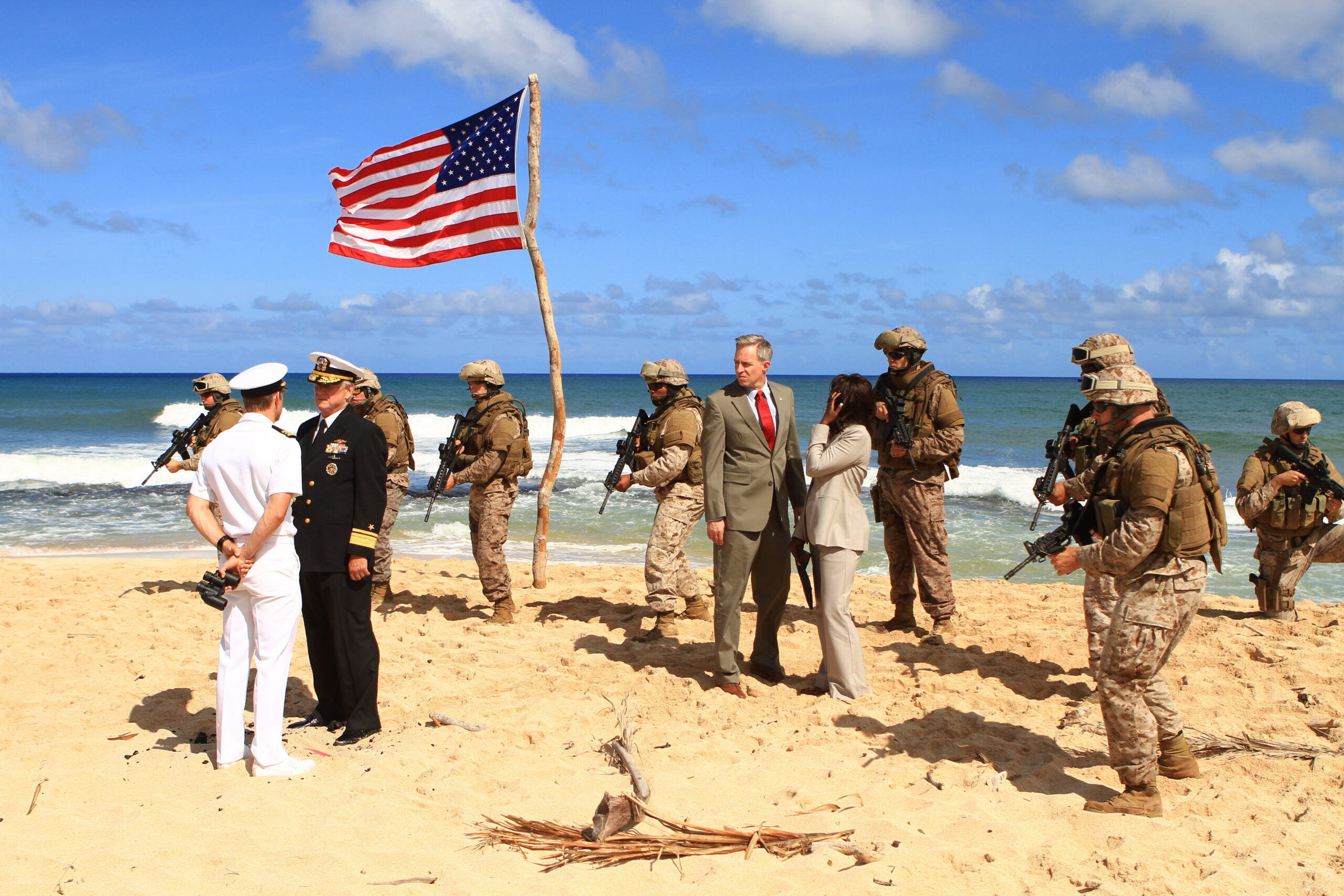 LAST RESORT: Season 1, episode 104, 
