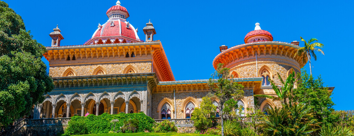 Em Monserrate, a noite tem outro encanto