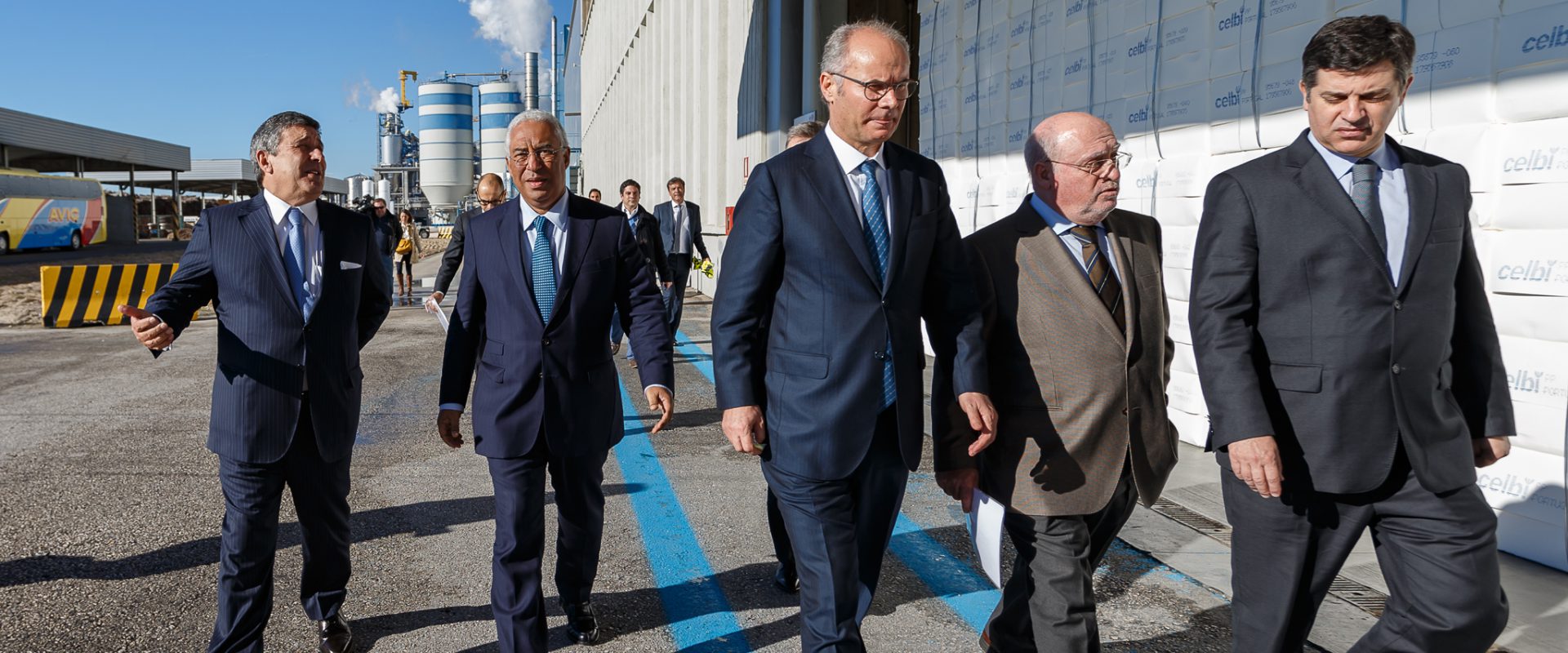 Paulo Fernandes and Borges de Oliveira, received the Prime Minister, António Costa, at the ceremony that sealed the investment agreement with the Portuguese state