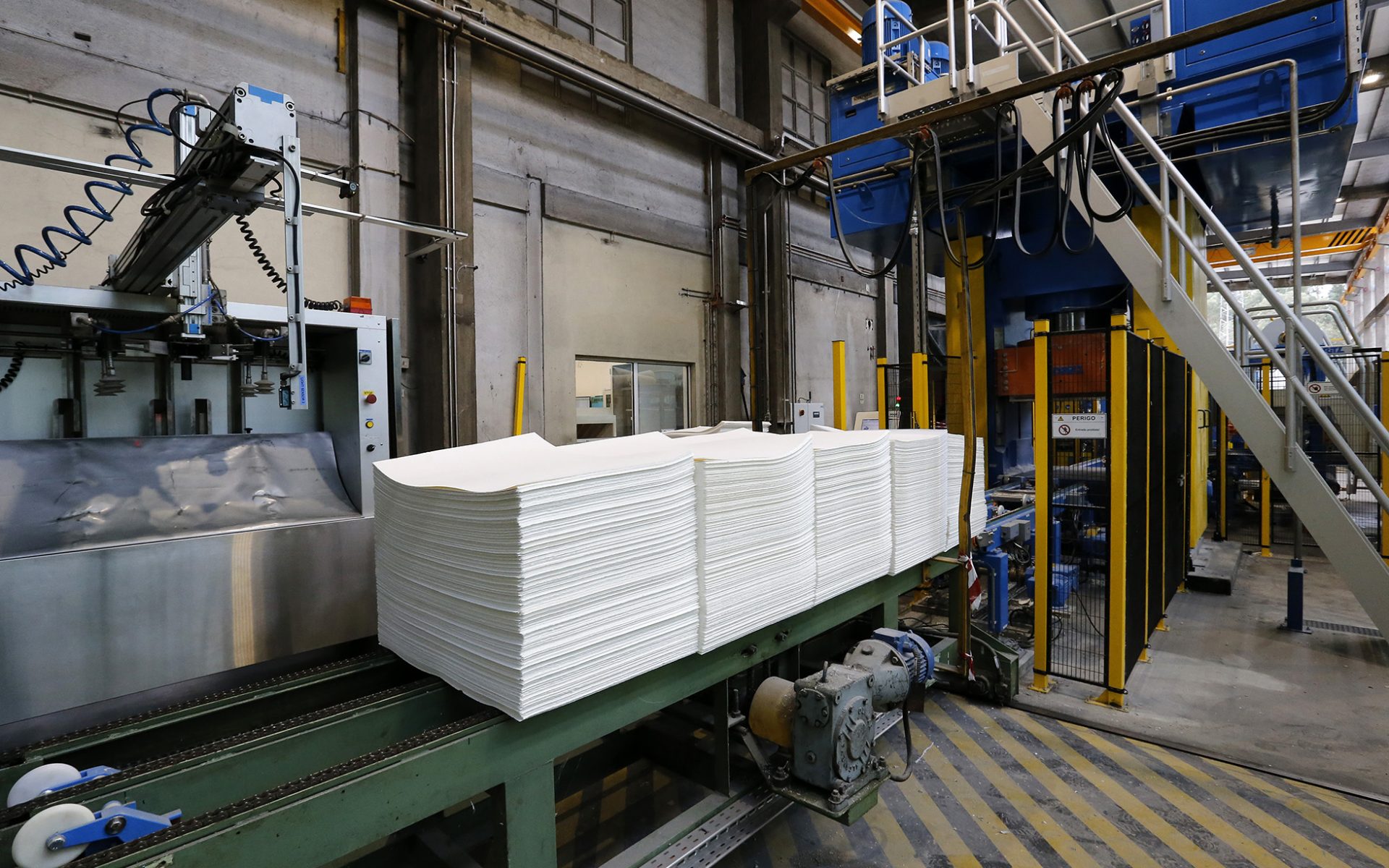 Diferenças entre a produção de pasta de papel e pasta solúvel