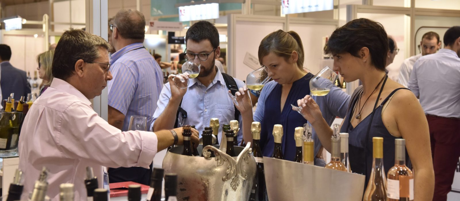 A grande feira de vinho | Unibanco