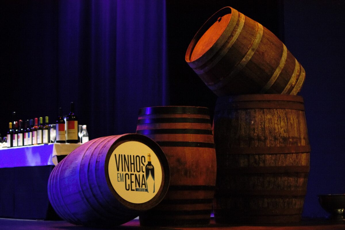 Vinhos em Cena no Teatro Tivoli | Unibanco