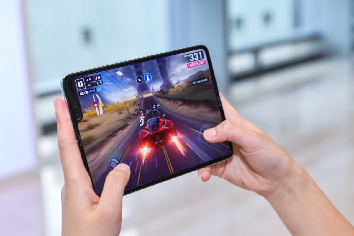 Chegou o Samsung Galaxy Fold, o primeiro telemóvel dobrável | Unibanco