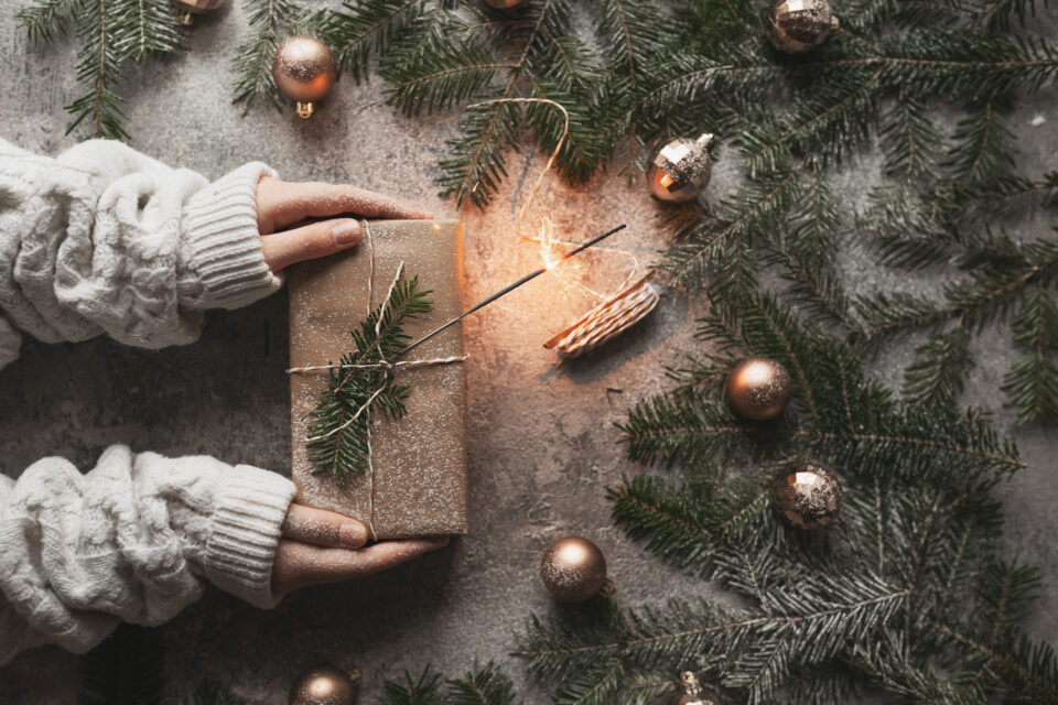 Especial Natal: 10 ideias de presentes para oferecer e triunfar