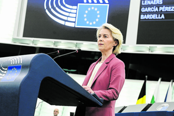 Condenação e lágrimas face à guerra no Médio Oriente