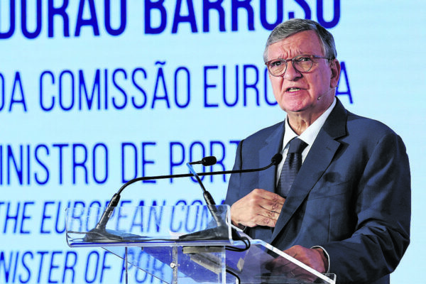 “Vladimir Putin mentiu”: Durão Barroso especula sobre o futuro da guerra na Ucrânia