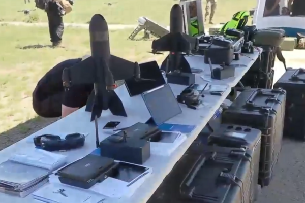 Robôs substituem humanos na linha da frente da guerra da Ucrânia
