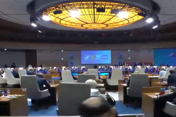 Europeização da Nato tem ganho força nas discussões em Bruxelas