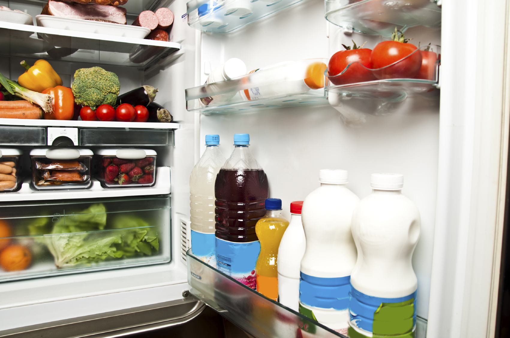 Organize o frigorífico e evite desperdiçar alimentos
