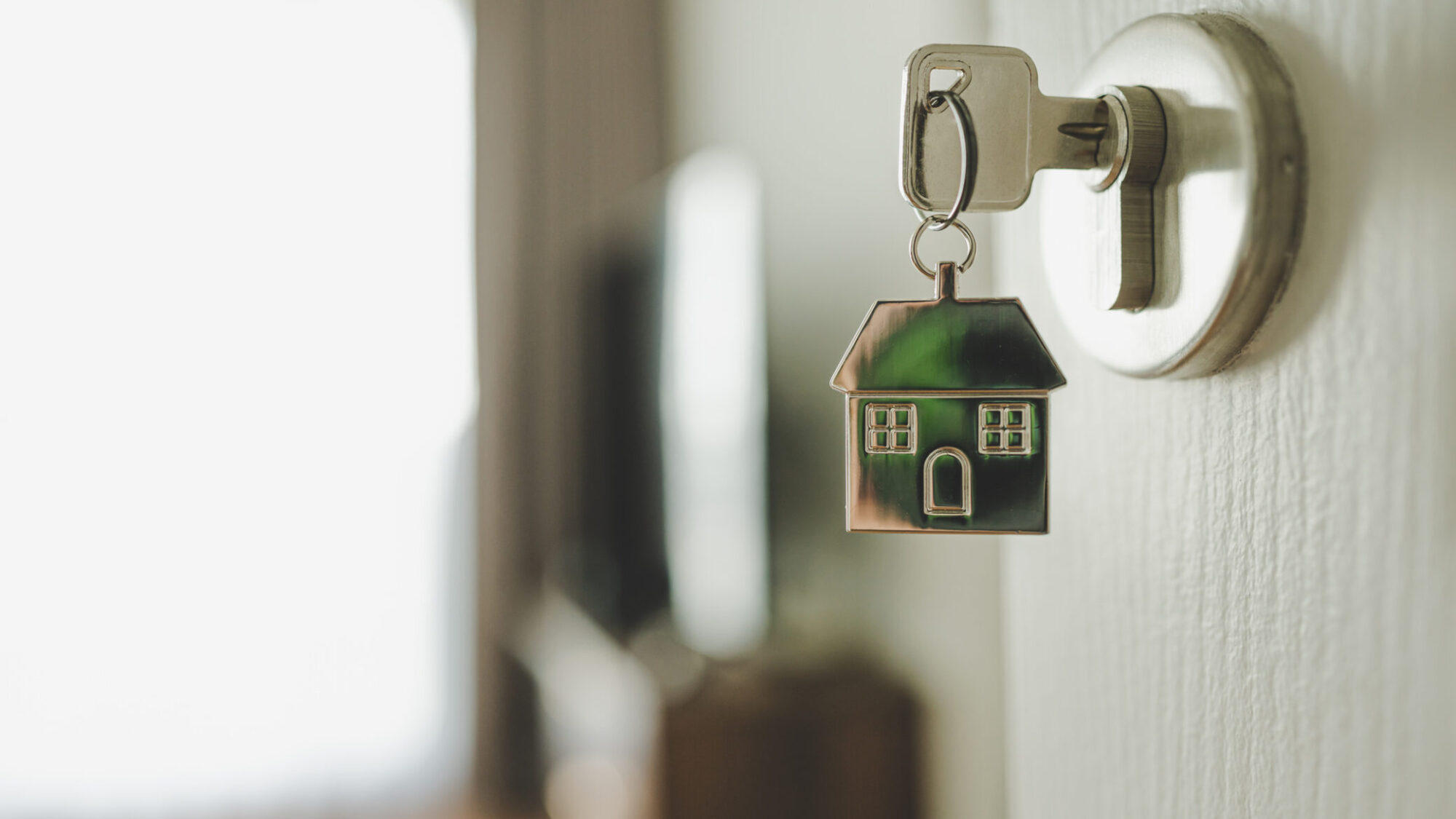 Vendeu uma casa? Saiba o que são mais-valias e se tem de pagar IRS sobre estas
