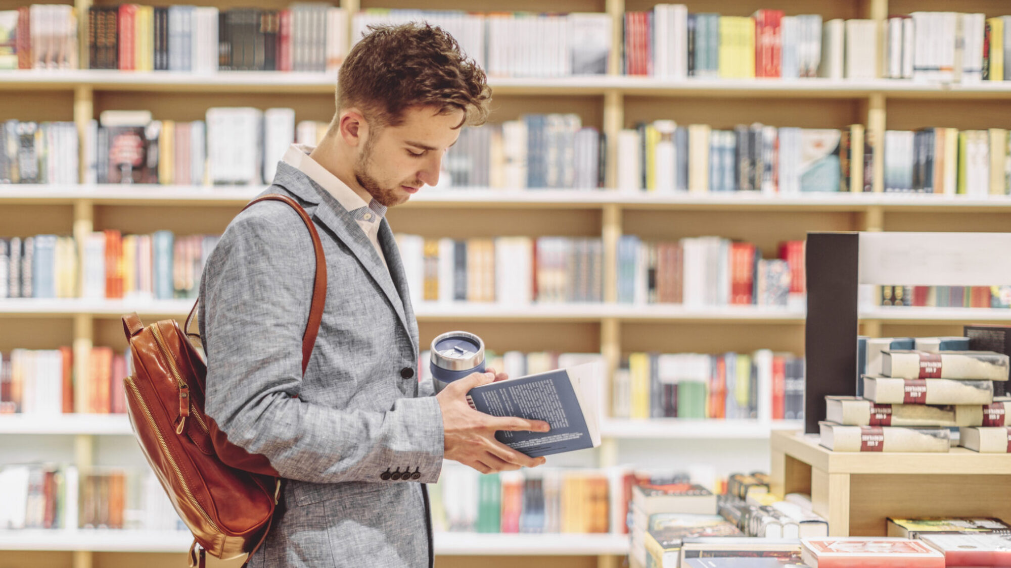 Cheque-livro para jovens, uma forma de incentivar à leitura