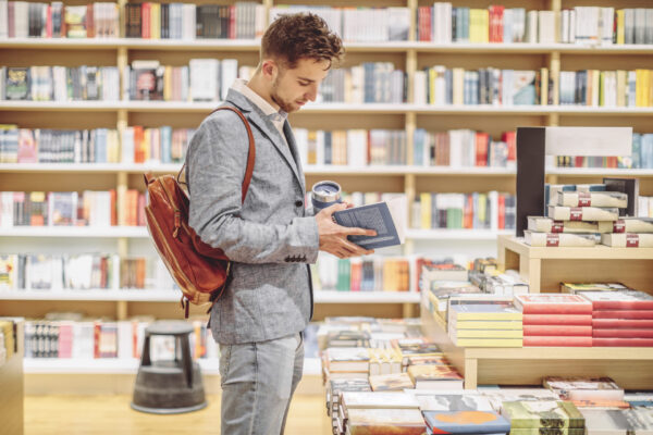 Cheque-livro para jovens, uma forma de incentivar à leitura